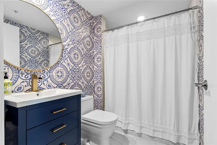 One Fifty One At Biscayne #706 image #20