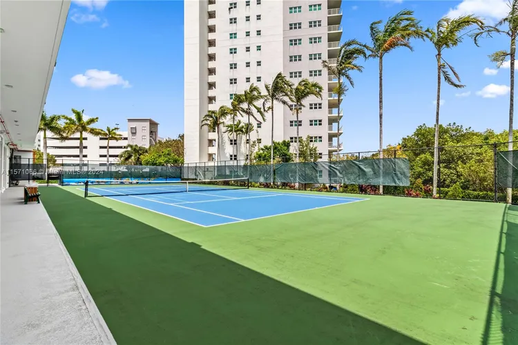 One Fifty One At Biscayne #706 image #33