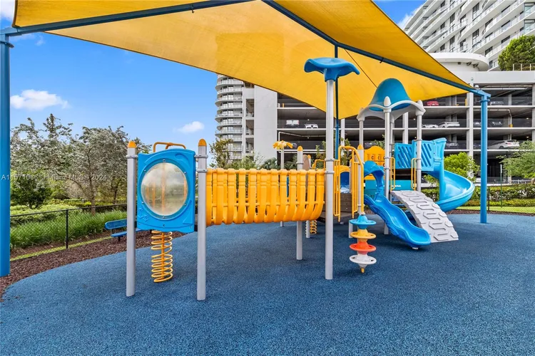 One Fifty One At Biscayne #706 image #40