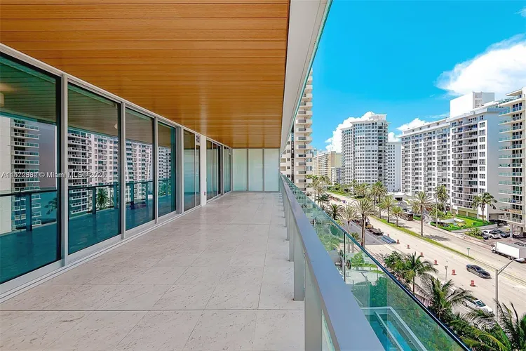 57 Ocean #704 image #9