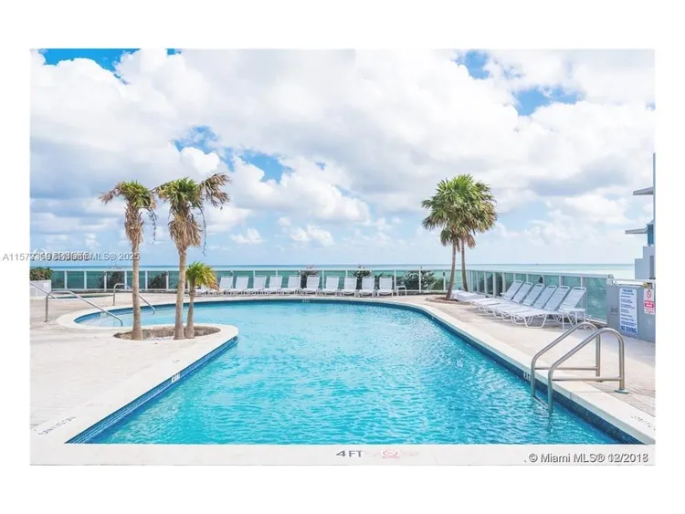 La Gorce #807 image #41