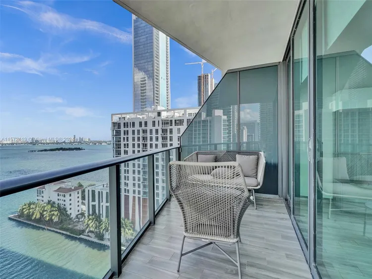 Icon Bay #1701 image #33