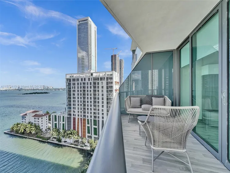 Icon Bay #1701 image #34