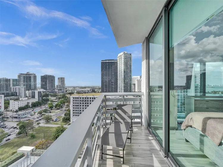 Icon Bay #1701 image #42