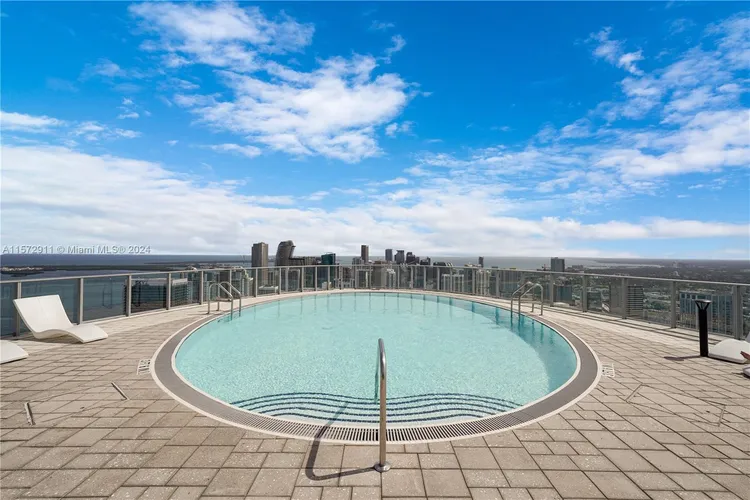 Paramount Miami Worldcenter #3604 image #43