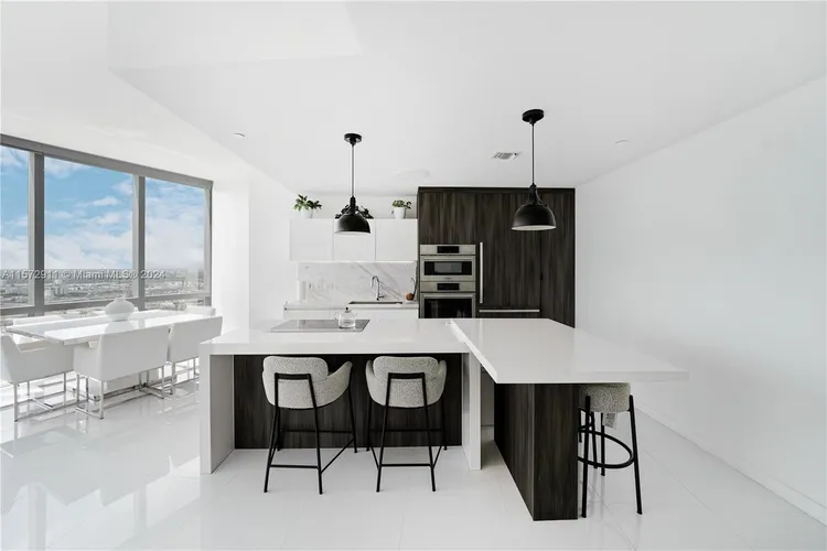 Paramount Miami Worldcenter #3604 image #8