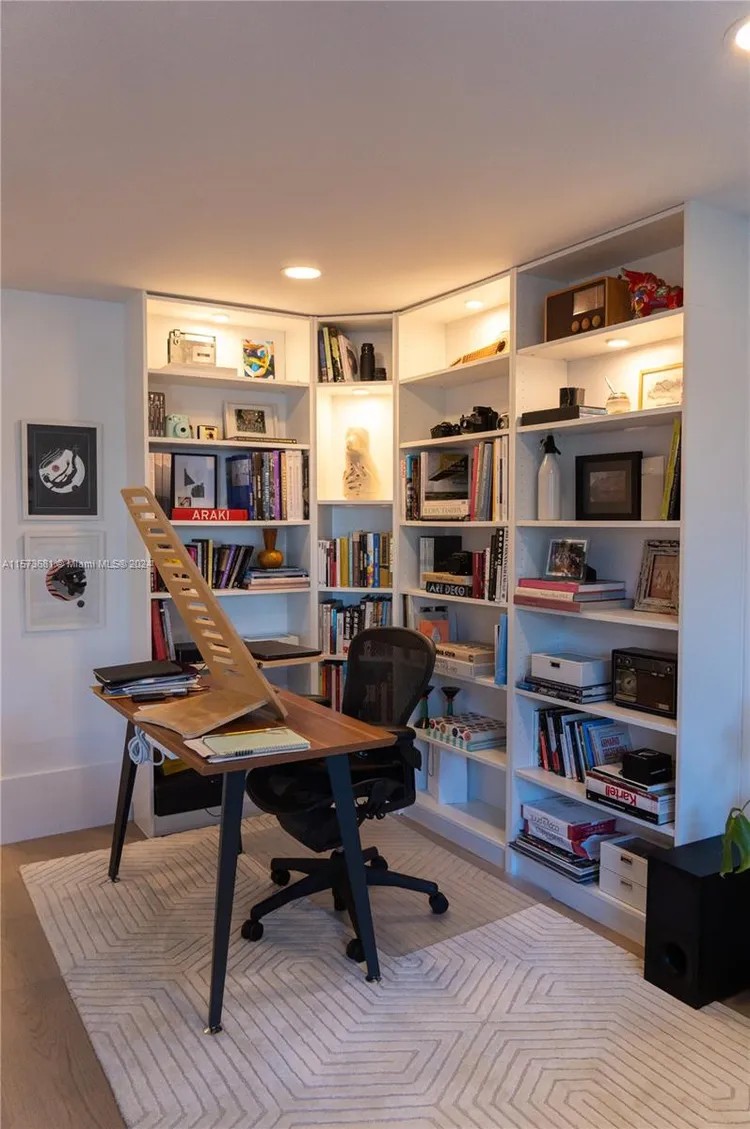 Ten Thousand Plaza #325 image #13