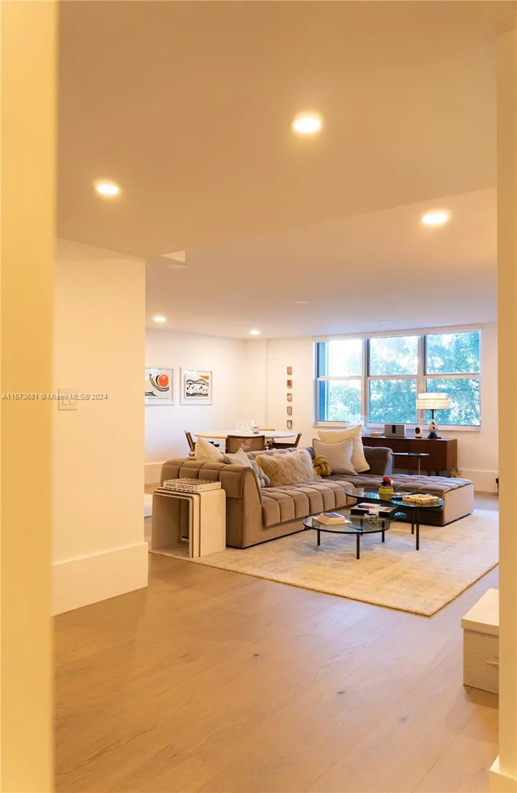 Ten Thousand Plaza #325 image #16