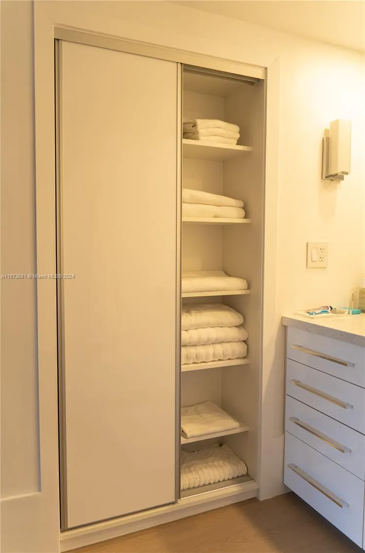 Ten Thousand Plaza #325 image #28