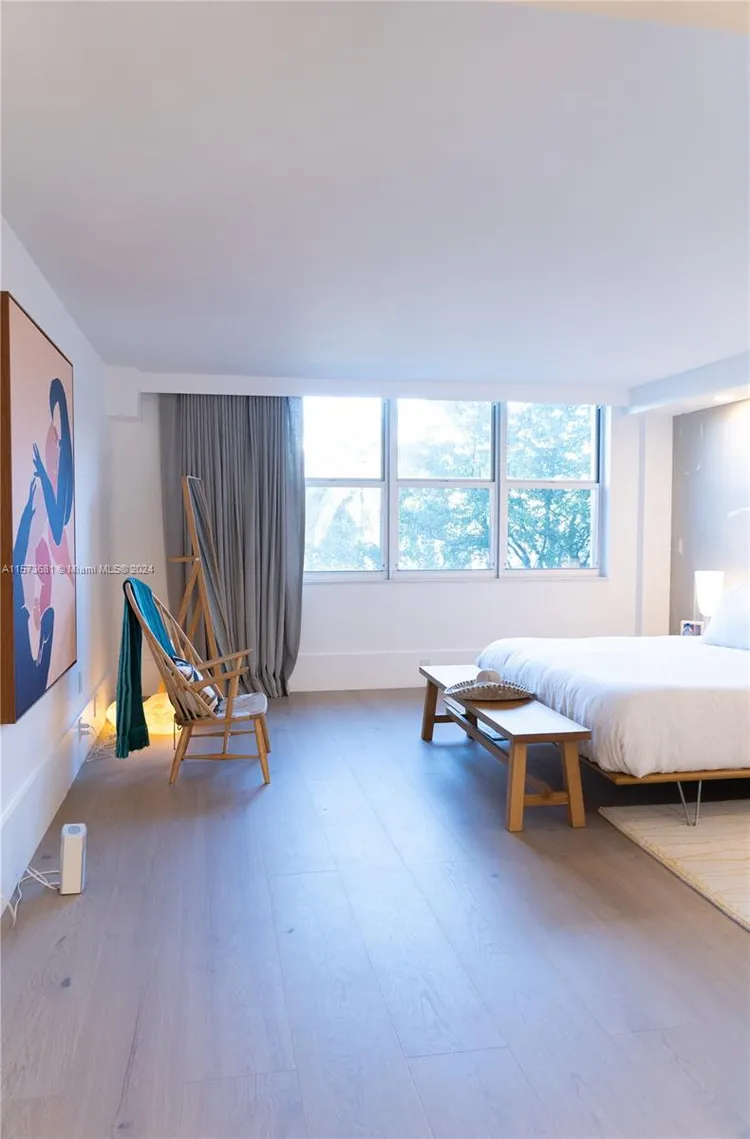 Ten Thousand Plaza #325 image #37