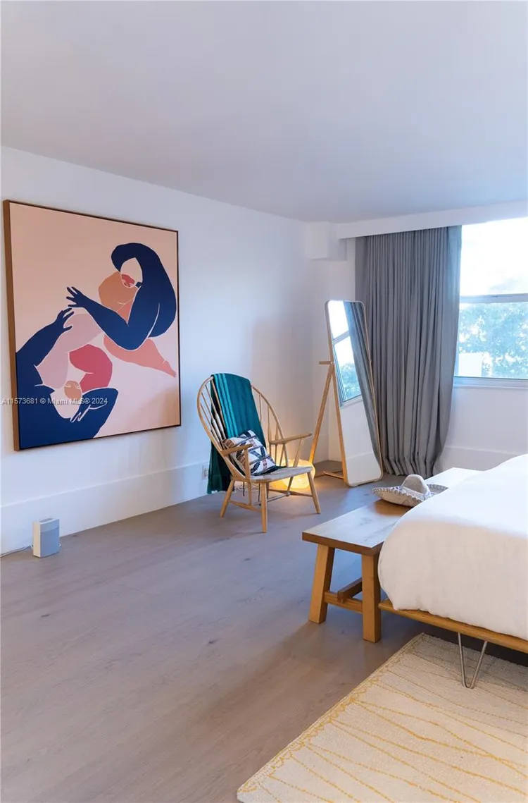 Ten Thousand Plaza #325 image #39