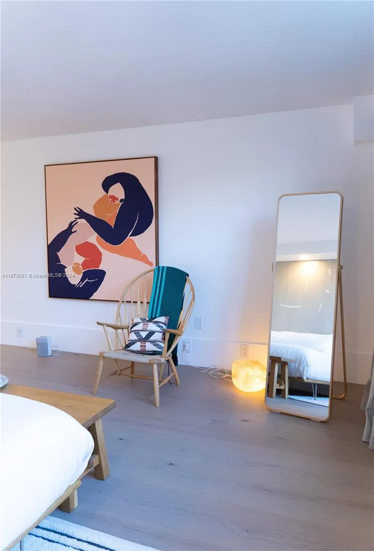 Ten Thousand Plaza #325 image #40