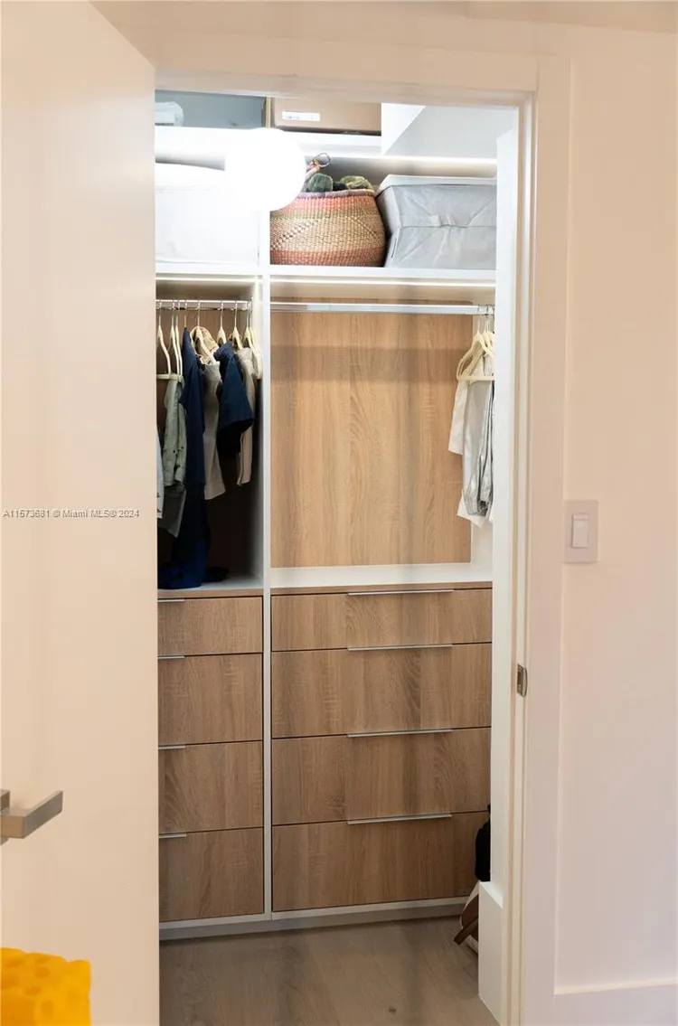 Ten Thousand Plaza #325 image #41