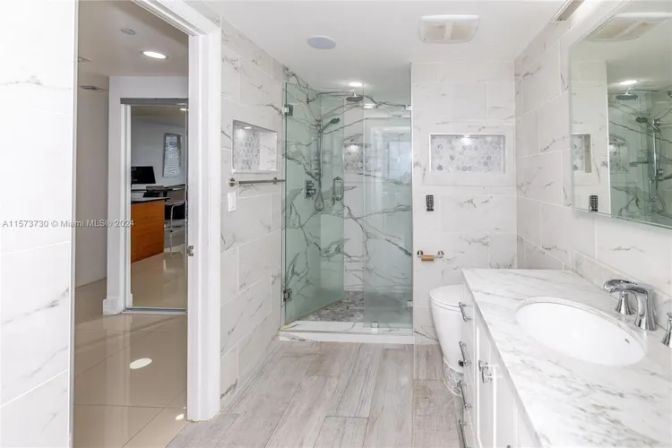 50 Biscayne #5405 image #22