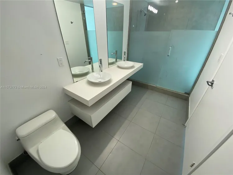 Mint #3801 image #12