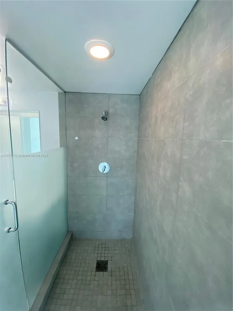 Mint #3801 image #13