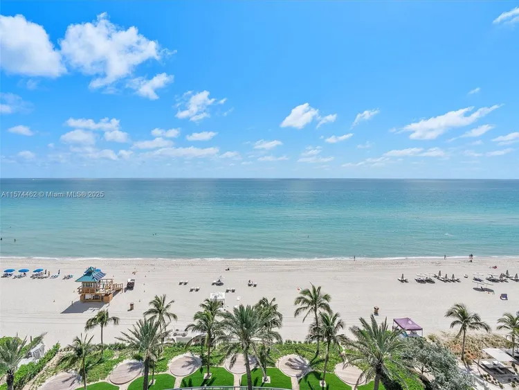 Porsche Design Tower #801 image #21