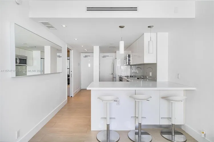 Mirador South #1522 image #17