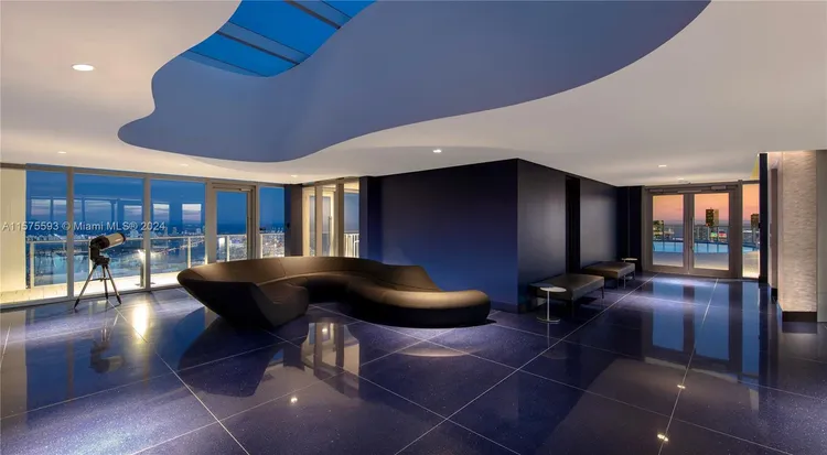 Paramount Miami Worldcenter #2705 image #31