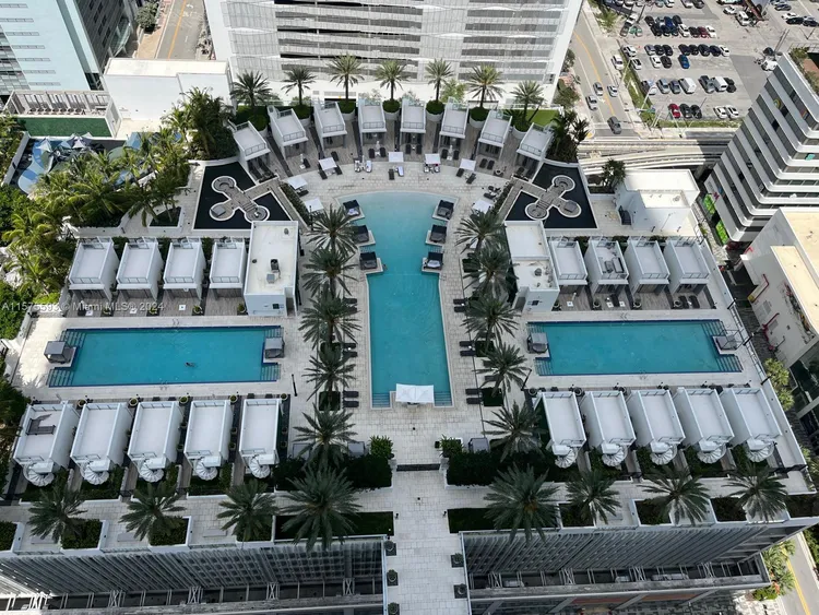 Paramount Miami Worldcenter #2705 image #9