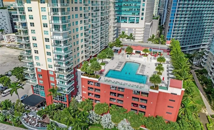 The Mark #1905 image #13