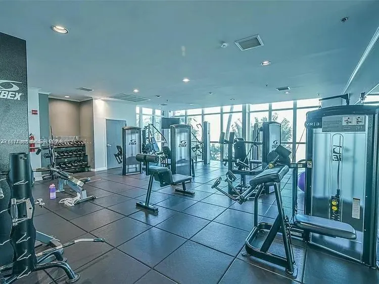 The Mark #1905 image #22