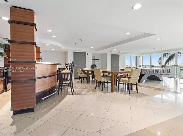 The Mark #1905 image #23