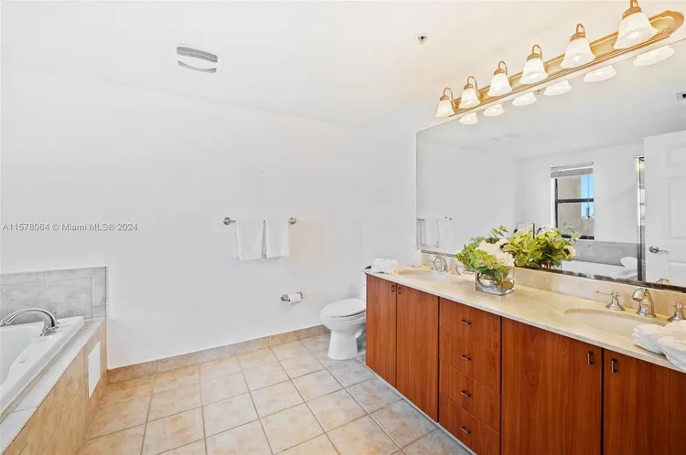 Puerta De Palmas #801 image #16