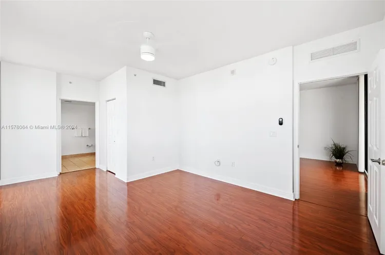 Puerta De Palmas #801 image #36