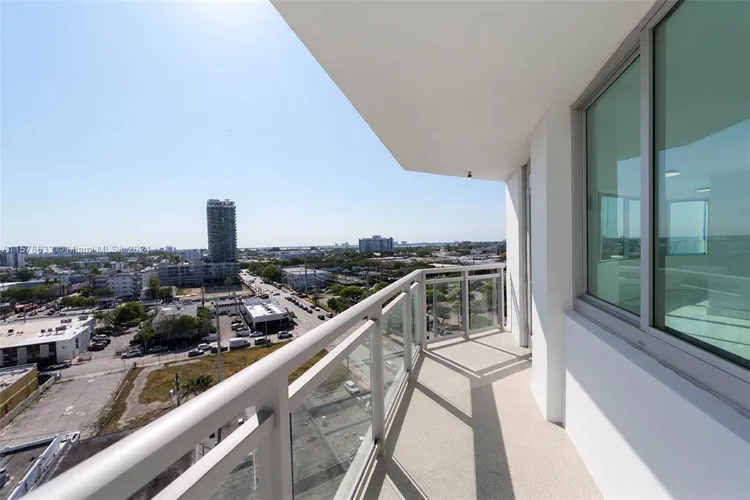 Burleigh House #1135 image #14