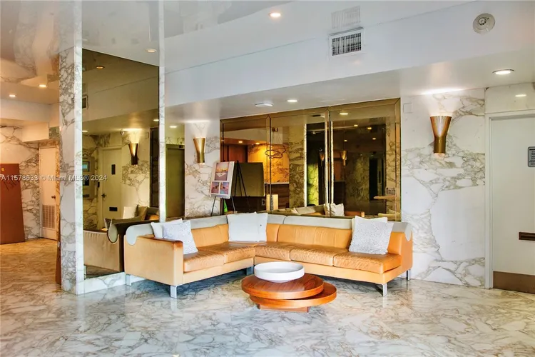 Burleigh House #1135 image #27