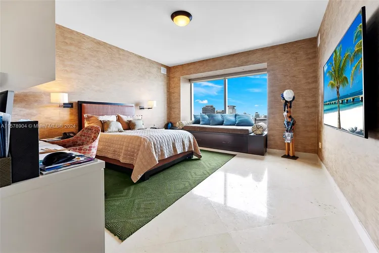 The Four Seasons Residences #57E image #13