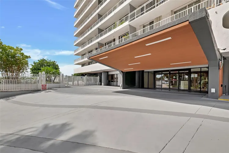 Brickell Harbour #6J image #20