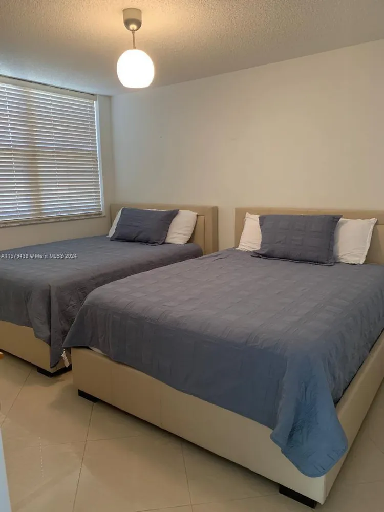 The Yacht Club at Aventura #1407 image #16