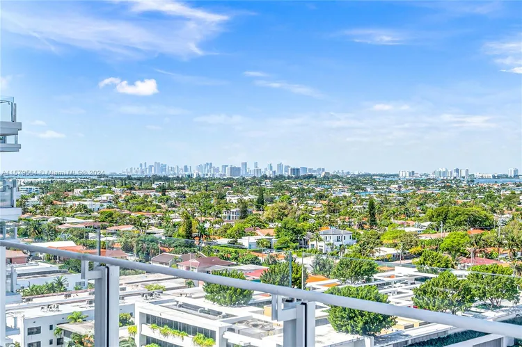 The Surf Club Four Seasons Hotel And Residences #N-PH4 image #20