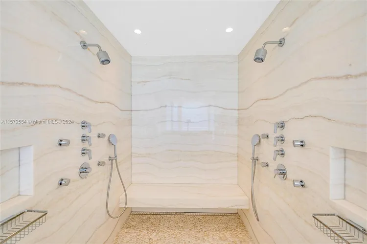 The Surf Club Four Seasons Hotel And Residences #N-PH4 image #27