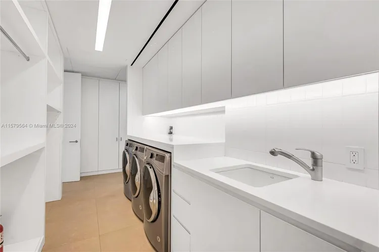 The Surf Club Four Seasons Hotel And Residences #N-PH4 image #36