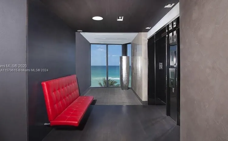 Porsche Design Tower #4003 image #55