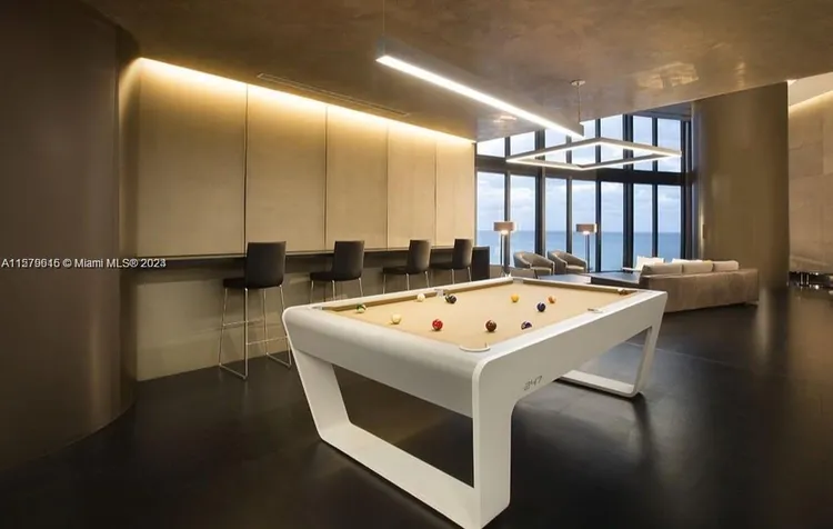 Porsche Design Tower #4003 image #59