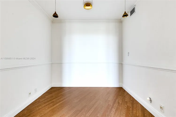 Towers of Key Biscayne #E1108 image #18