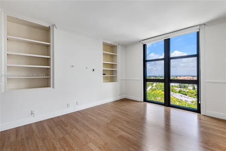 Towers of Key Biscayne #E1108 image #19