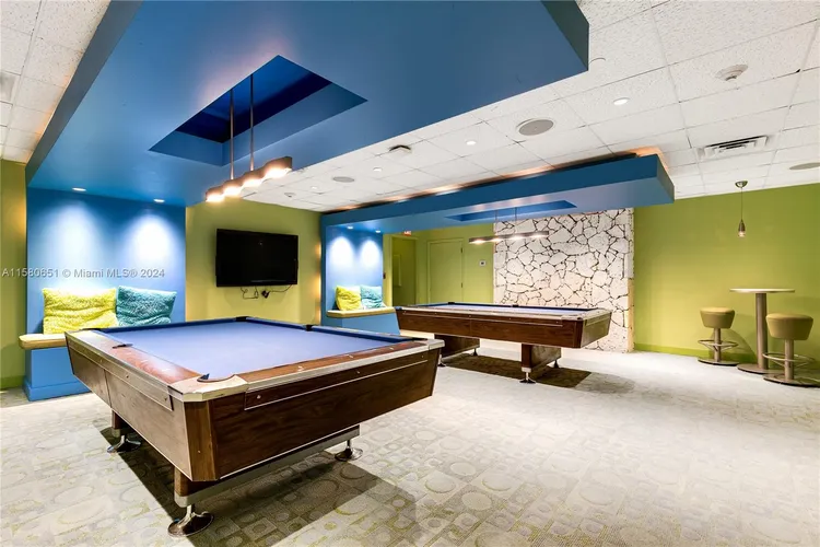 Towers of Key Biscayne #E1108 image #24