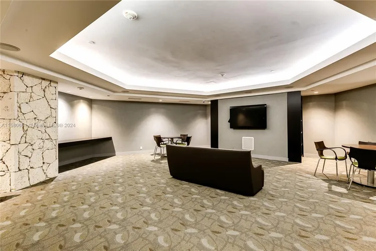 Towers of Key Biscayne #E1108 image #26