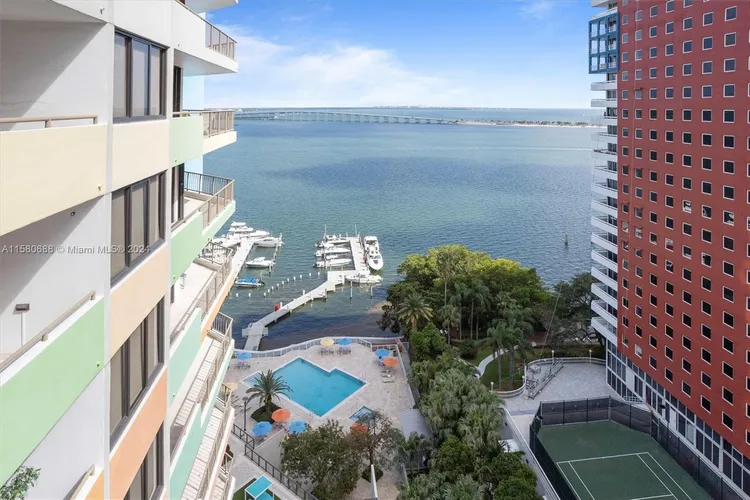 Villa Regina Condo #1206 image #34