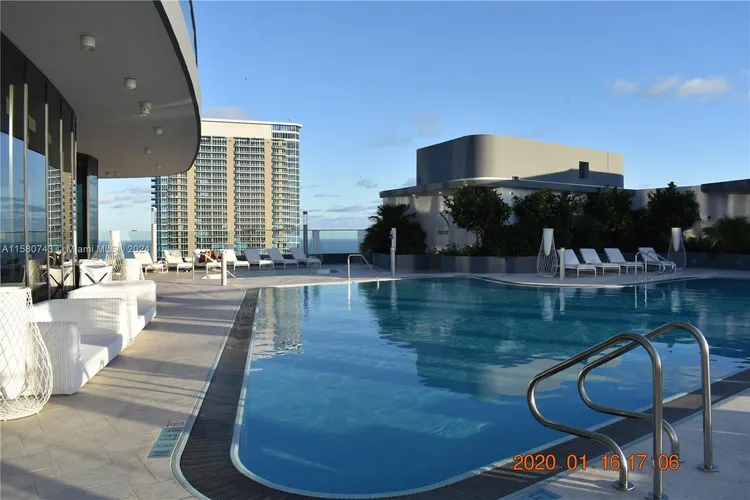 Brickell Flatiron #PH6005 image #32