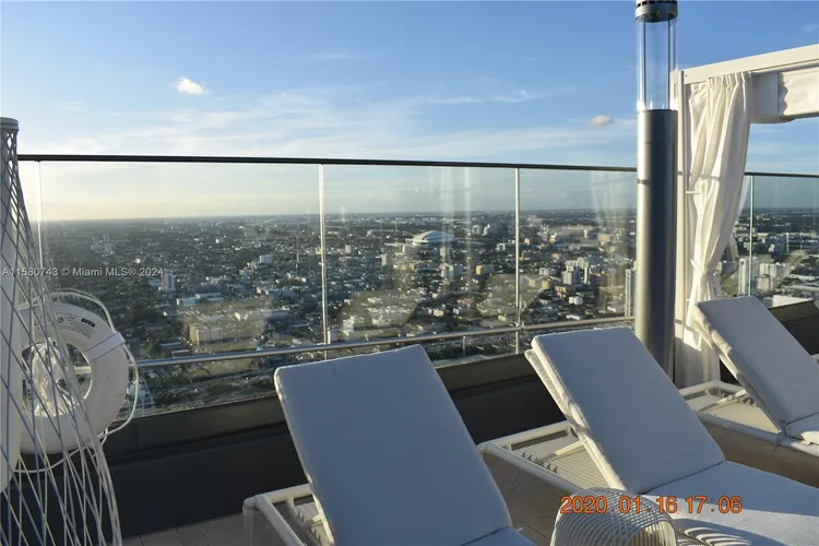 Brickell Flatiron #PH6005 image #37