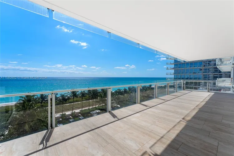 The Surf Club Four Seasons Hotel And Residences #N-611 image #25