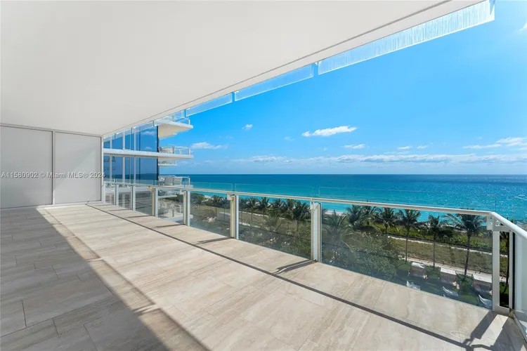 The Surf Club Four Seasons Hotel And Residences #N-611 image #27