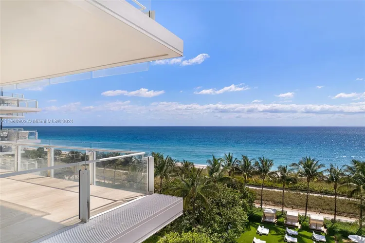 The Surf Club Four Seasons Hotel And Residences #N-611 image #38