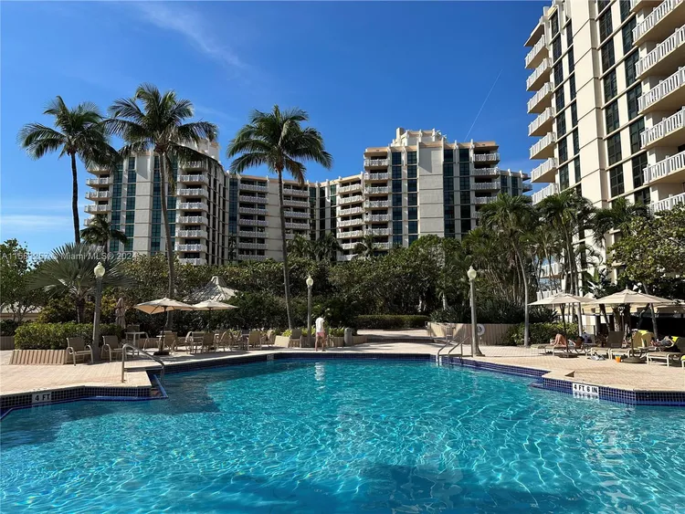 Towers of Key Biscayne #B803 image #18